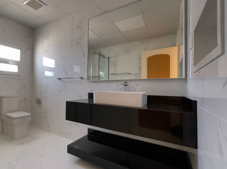 Al Manara 6-Bedroom Villa